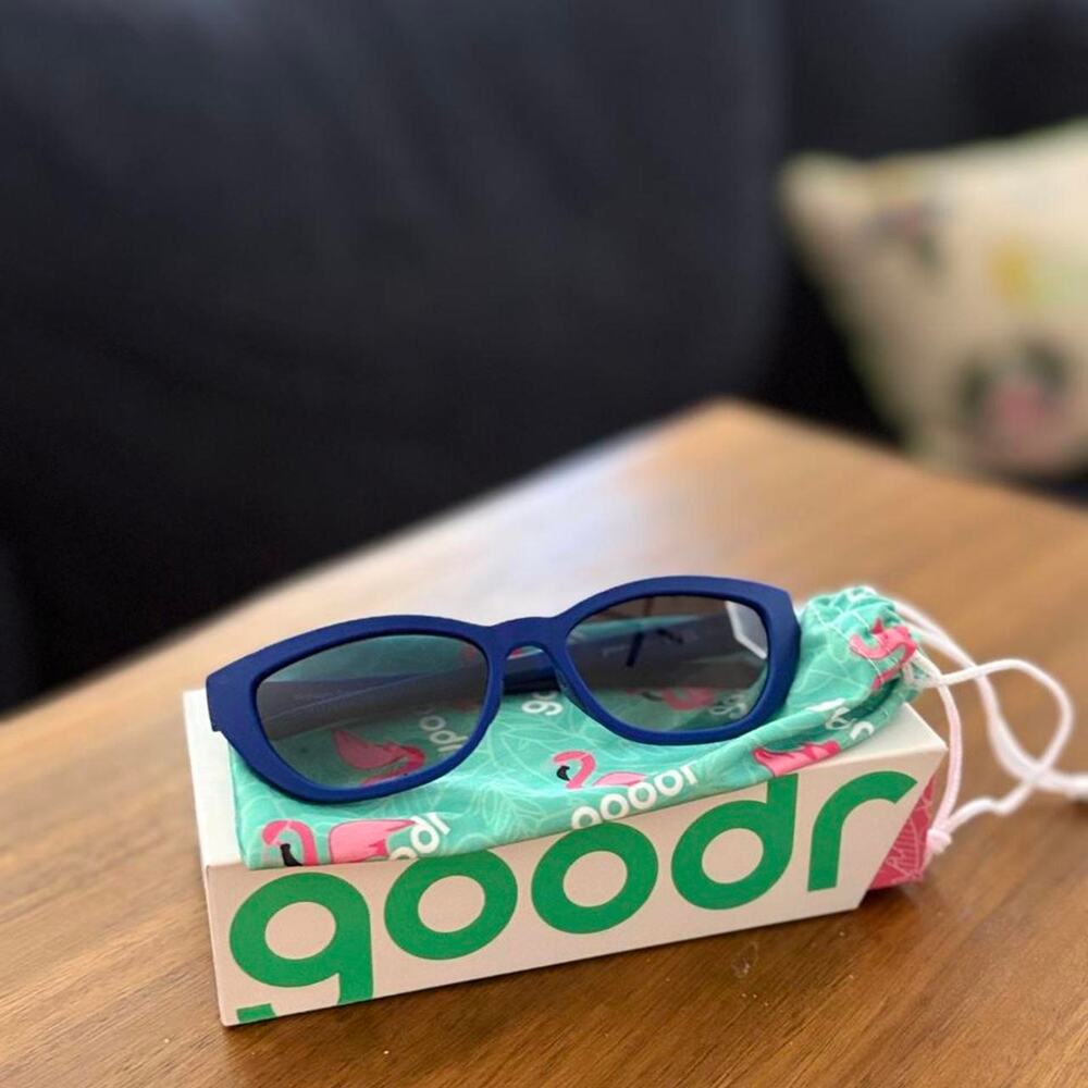 Like new sunnies very cool
